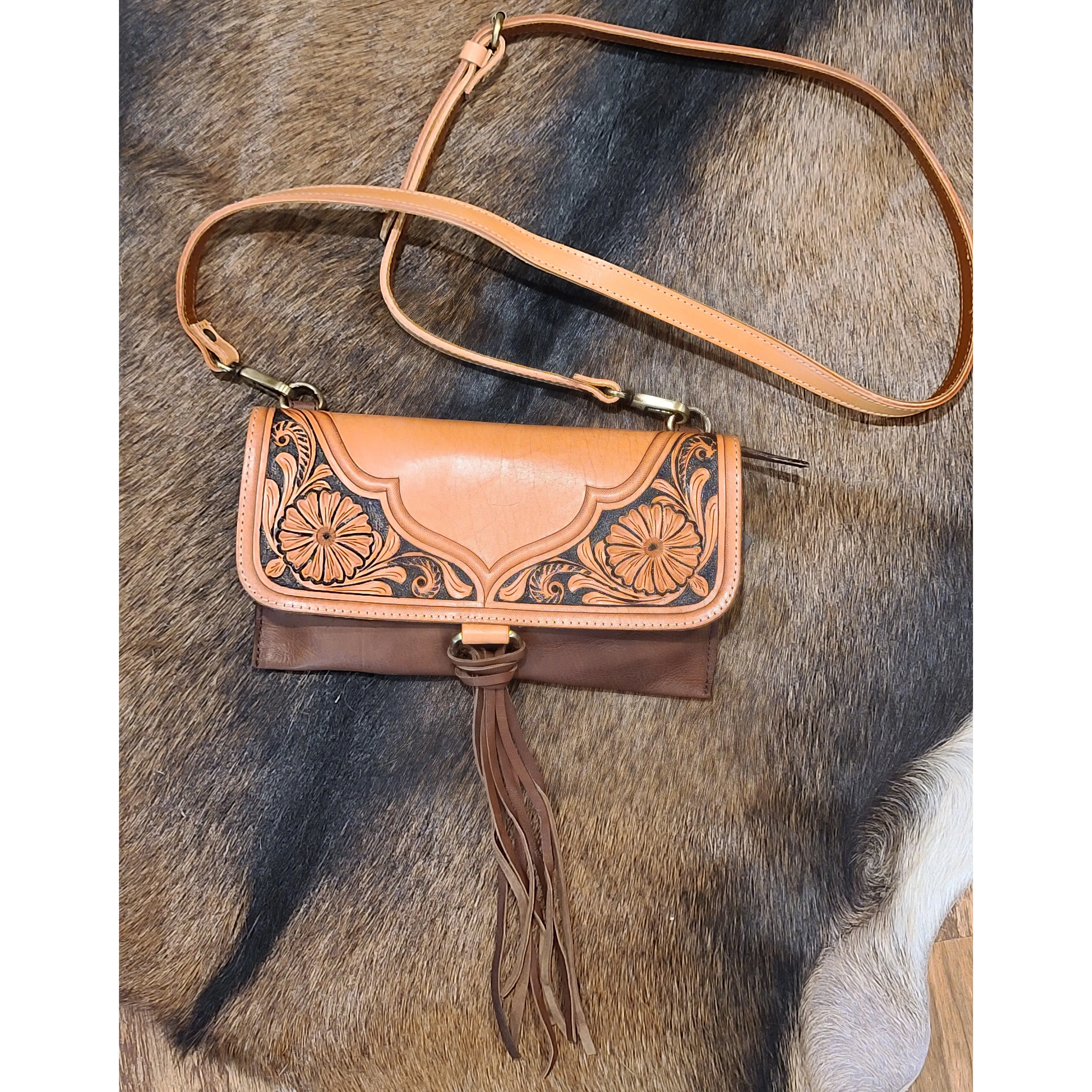 American Darling Tooled Slick Clutch/Crossbody