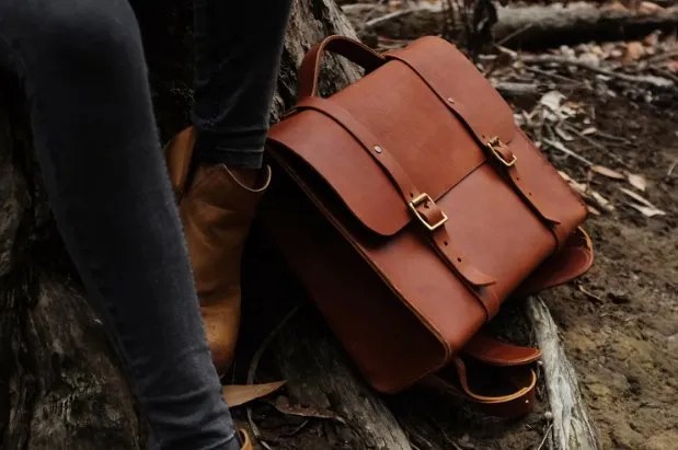 Bark And Mill Messenger Backpack | Tan