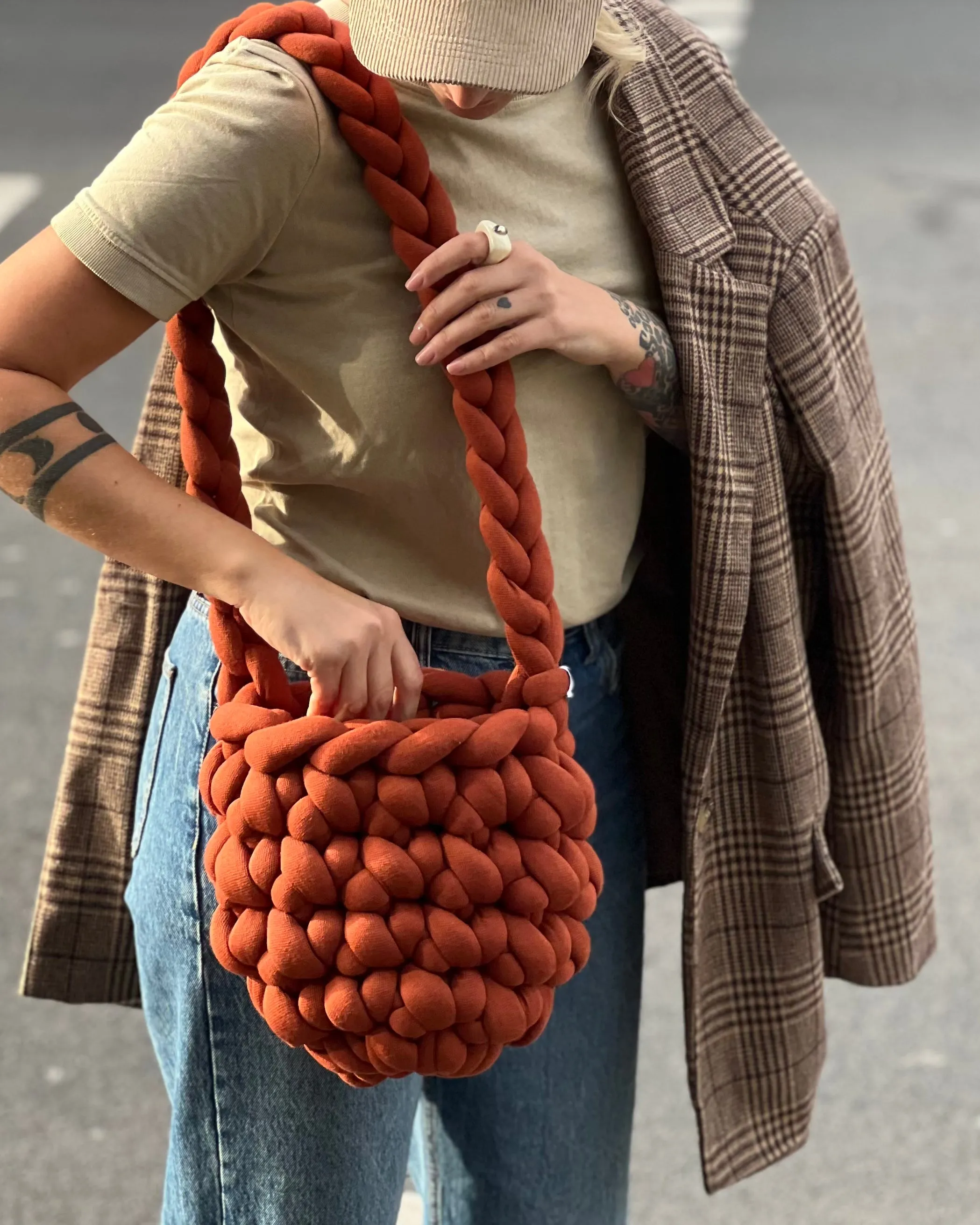 Big Knot Shoulder Bag