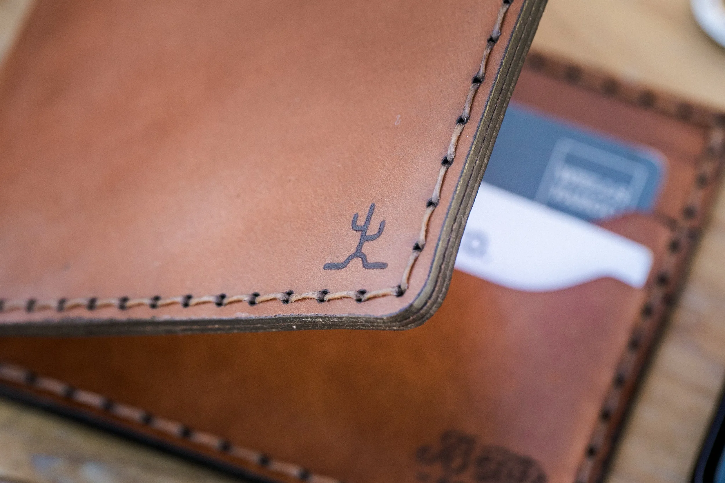 Classic 6 Bifold // Whiskey Cordovan