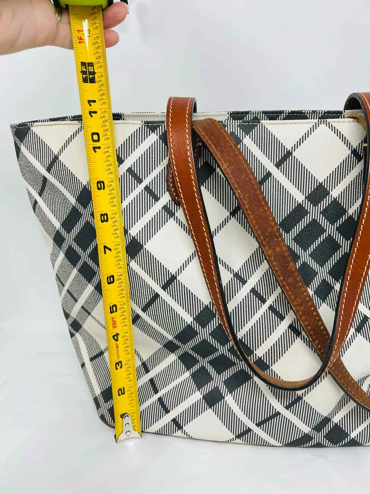 Dooney & Bourke Black/White Shoulder Bag Plaid Leather AS IS Designer Tote