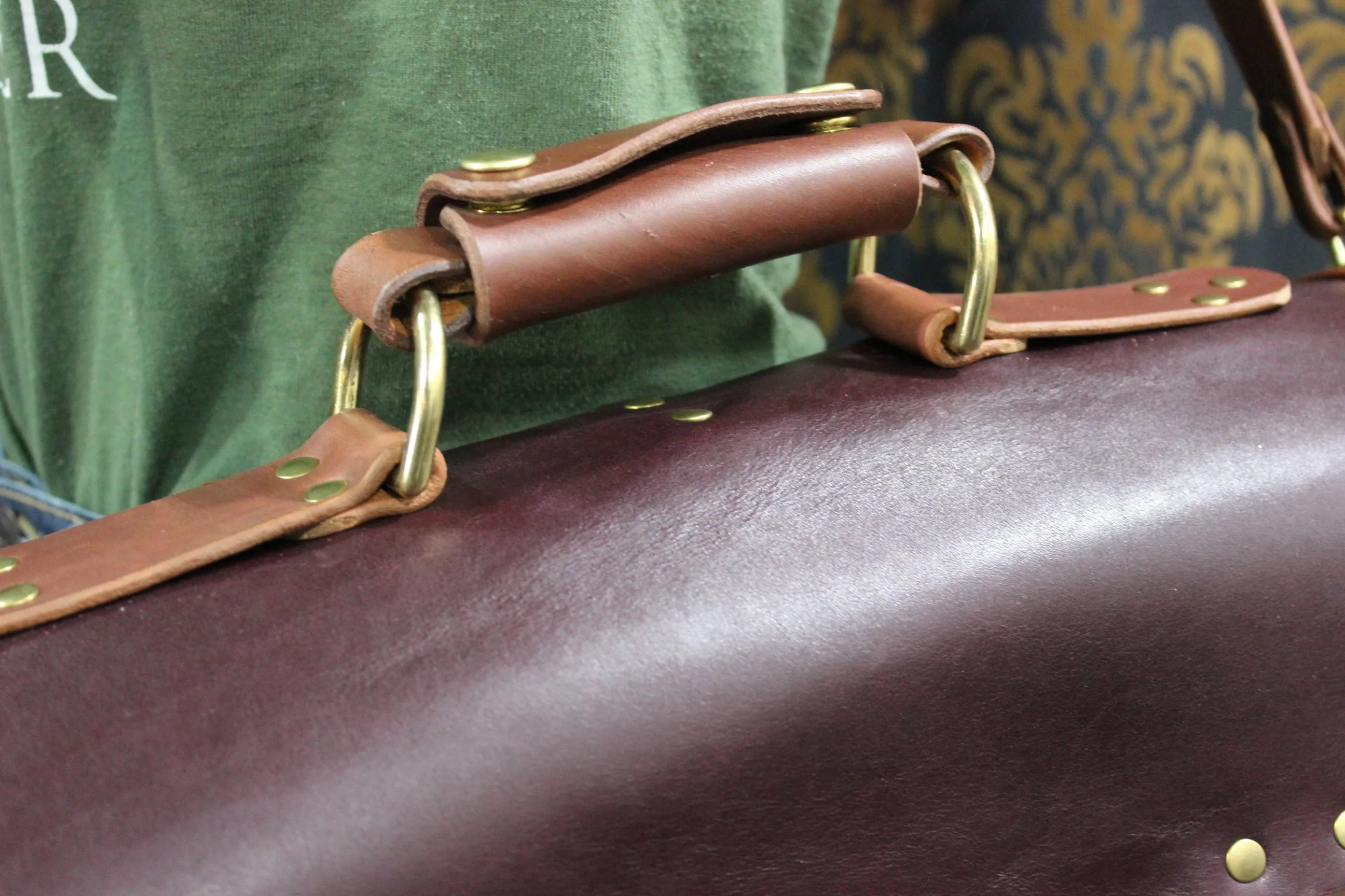 PACKMASTER - Plum Pull-Up Messenger Bag *Limited Edition*