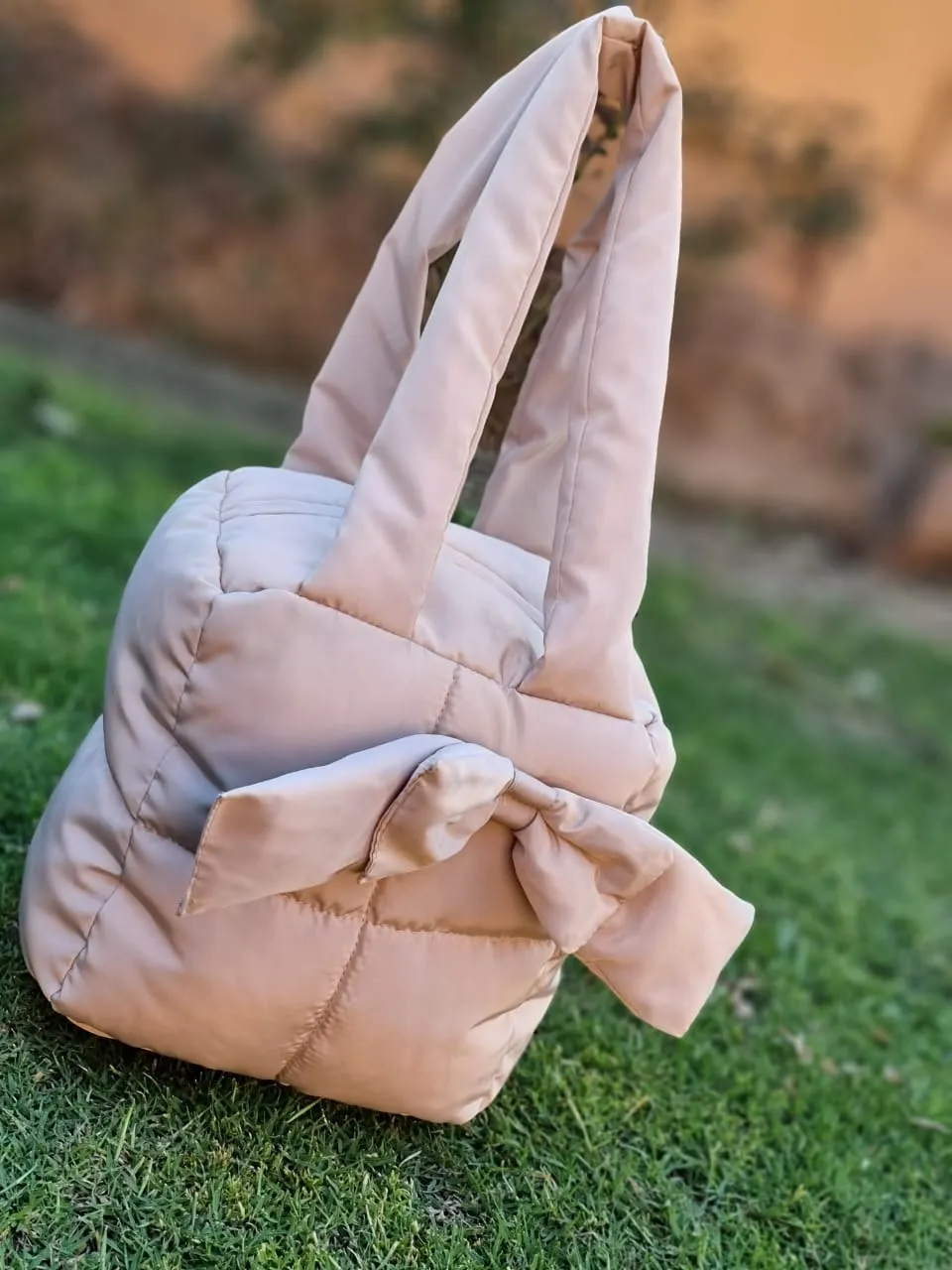 Puffer Bag Bow Tote Bag-Beige