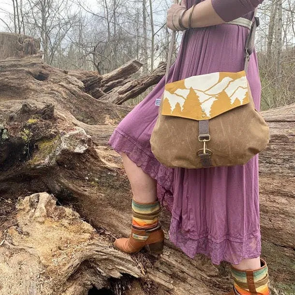 Satchel - Vista // Mountain Print Crossbody Bag-Olive