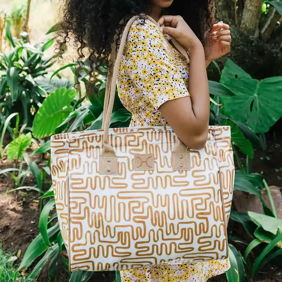 Thandana Laminated Fabric Medium Beach Bag