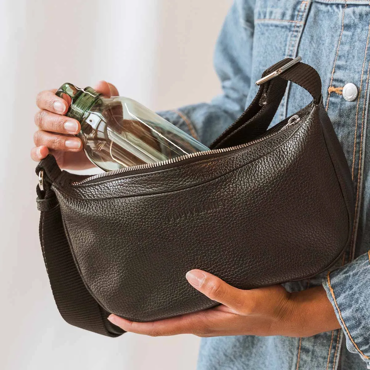 The Slouchy Crossbody Bag Black Pebble