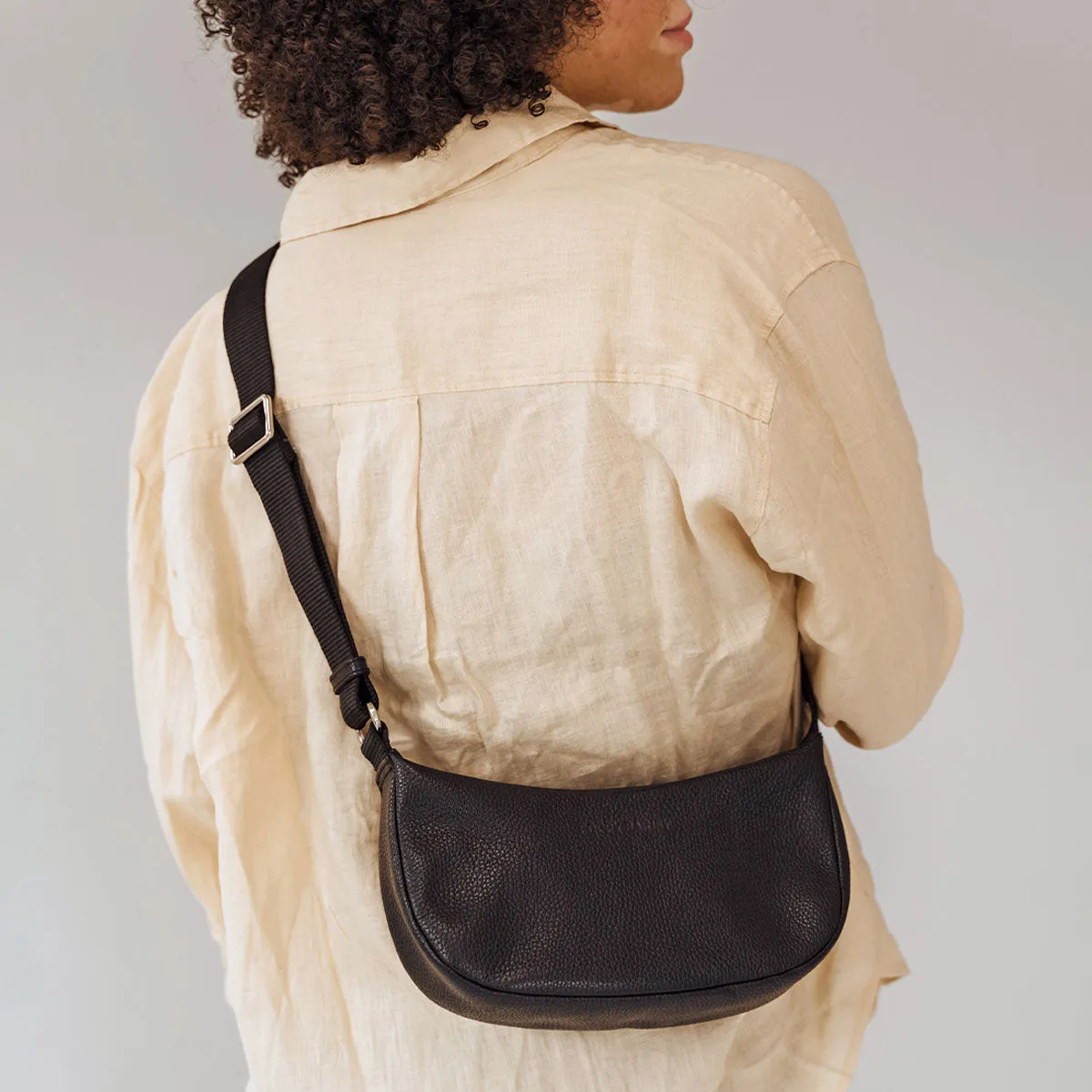 The Slouchy Crossbody Bag Black Pebble