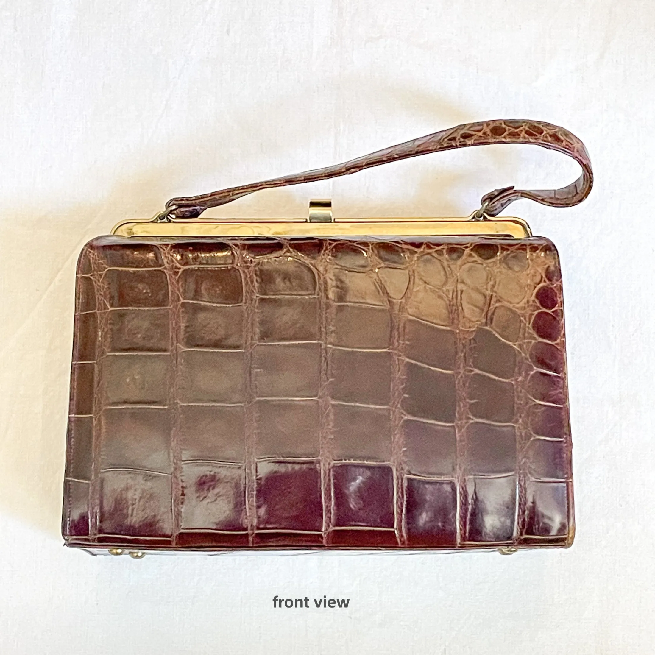 Vintage 40s Brown Alligator Handbag, Barrel Shape